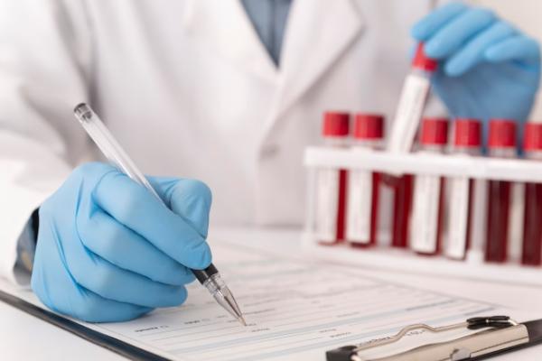 8 Reasons STD Testing in Stamford, CT, Matters More Than Ever in Your 40s