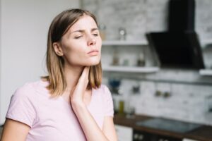 When to Visit Urgent Care in Southington, CT, for a Sore Throat: Recognizing the Signs