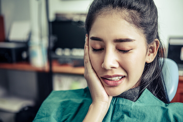 Is Tooth Abscess an Emergency? Know When to Seek Urgent Care in Bridgeport, CT!