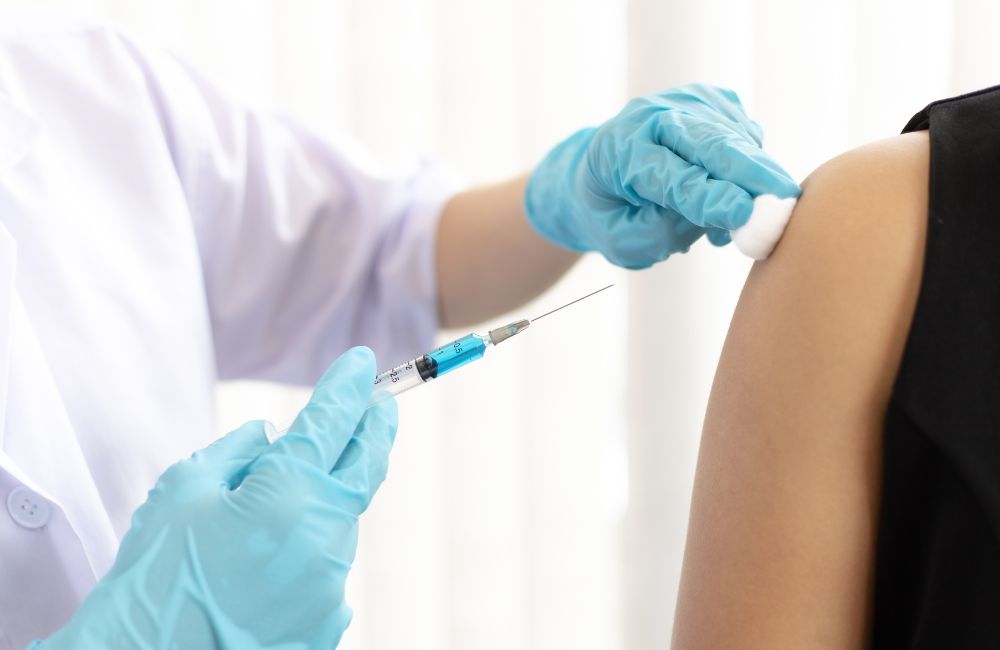 5 Types of Vaccinations for Elderly Patients From an Urgent Care in Fairfield, CT