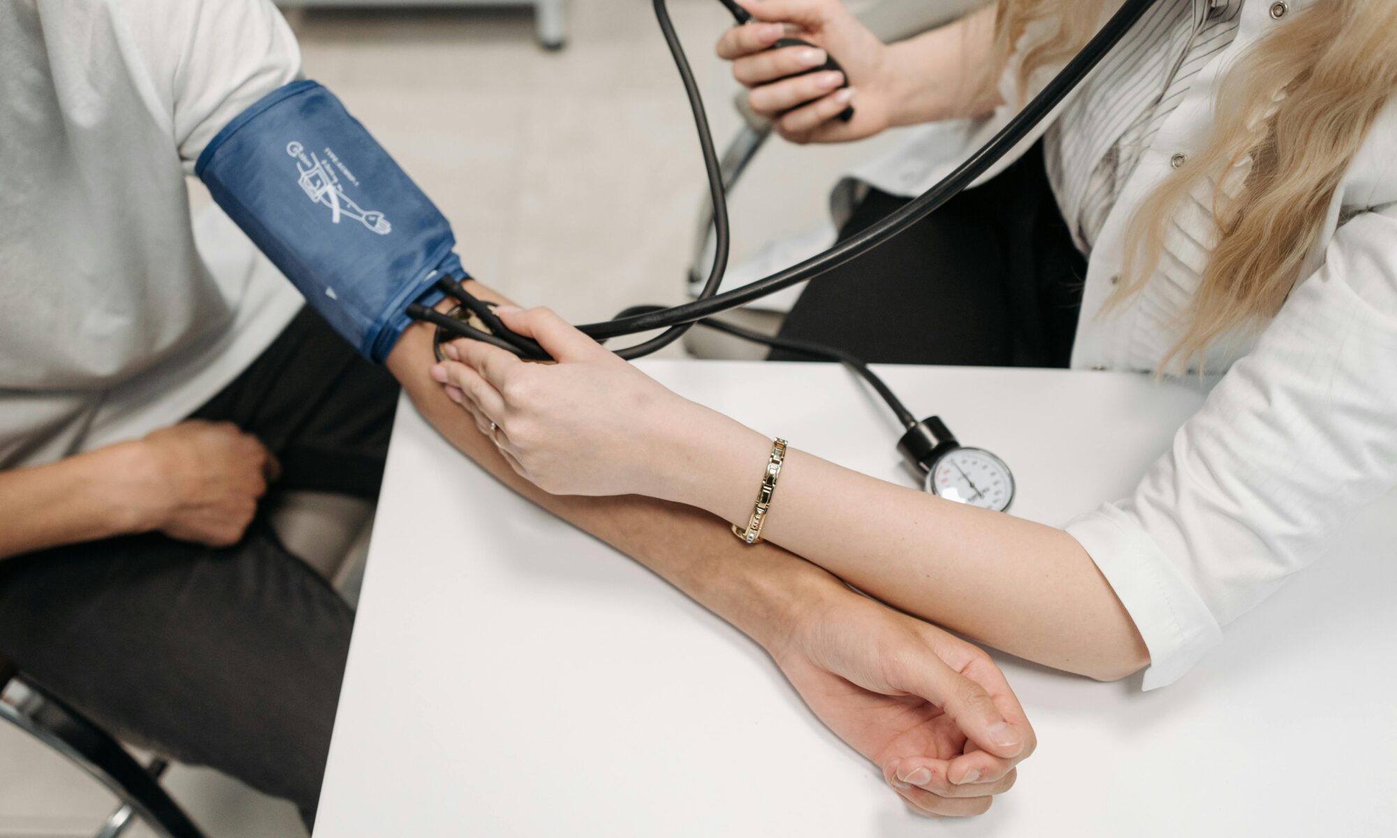 5 Ways the Right Primary Care Doctor in Southington, CT, Can Help with High Blood Pressure